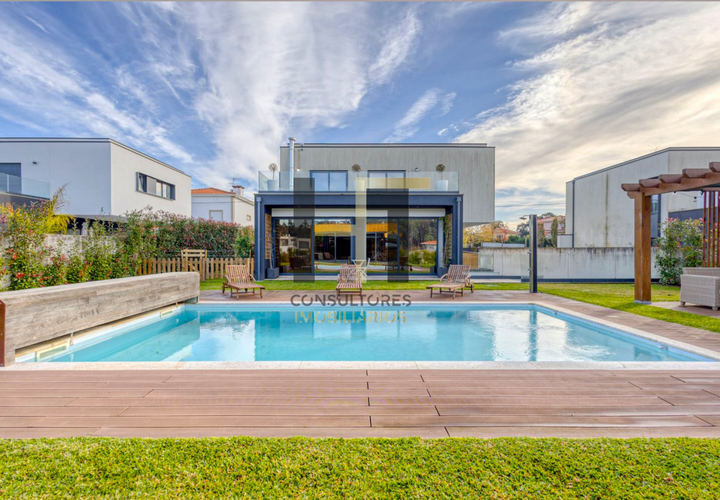 Villa i Trofa, Porto, Trofa - € 890.000 | Ref: HT00126 - foto 1