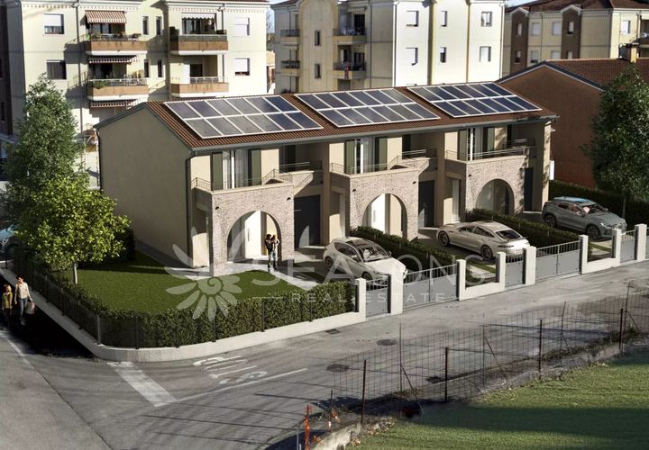 Villa a Ceggia, Venice, Ceggia - € 320.000 | Ref: DPCV1 - foto 1