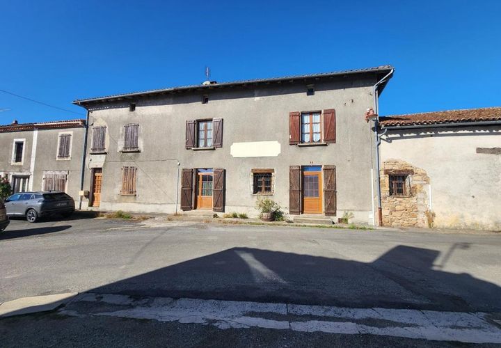 Villa i Brillac, Charente, Brillac - € 100.000 | Ref: A6A5DB830A6D4275 - foto 1