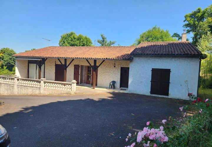Villa in Alloue, Charente, Alloue - € 169.000 | Ref: B4D783EAB9B44FB6 - foto 1