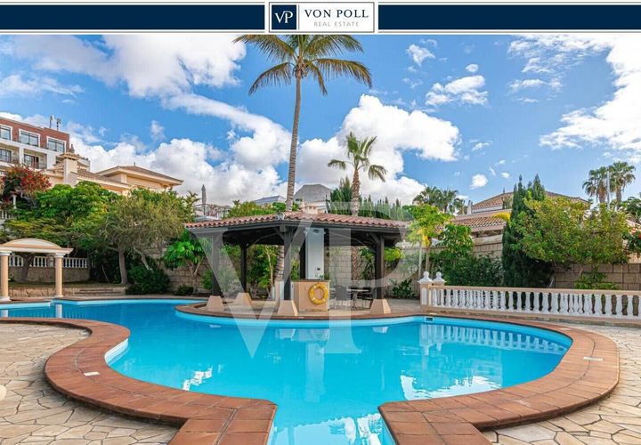 Villa i Adeje, Tenerife, Adeje - € 2.999.000 | Ref: ES 23 318 4562 - foto 1