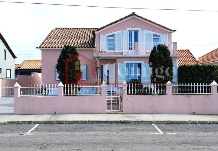 Villa i Ponta Delgada, Sao Miguel, Ponta Delgada - € 570.000 | Ref: 220902009-59/13100 - foto 1