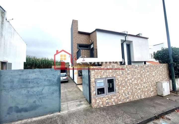 Villa a Ginetes, Sao Miguel, Ginetes - € 320.000 | Ref: 220902013-4/13100 - foto 1