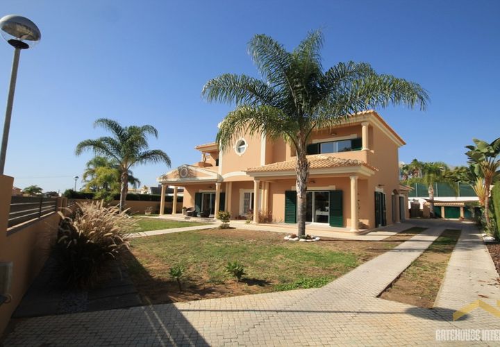 Villa i Albufeira, Faro, Albufeira - € 1.449.000 | Ref: alr_v4-38 - foto 1