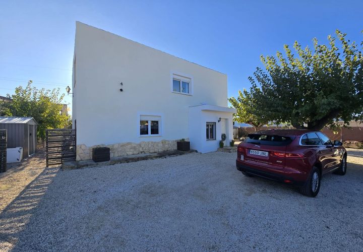 Villa a Castalla, Alicante, Castalla - € 220.000 | Ref: IVD13840 - foto 1