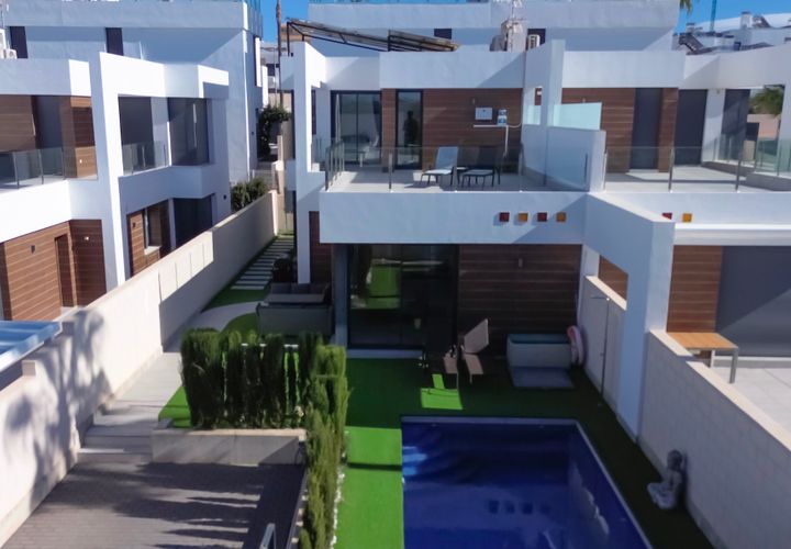 Villa i Benijofar, Alicante, Benijofar - € 470.000 | Ref: 200-4437 - foto 1