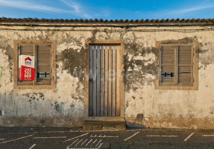 Villa a Horta, Faial, Horta - € 110.000 | Ref: 374250283 - foto 1