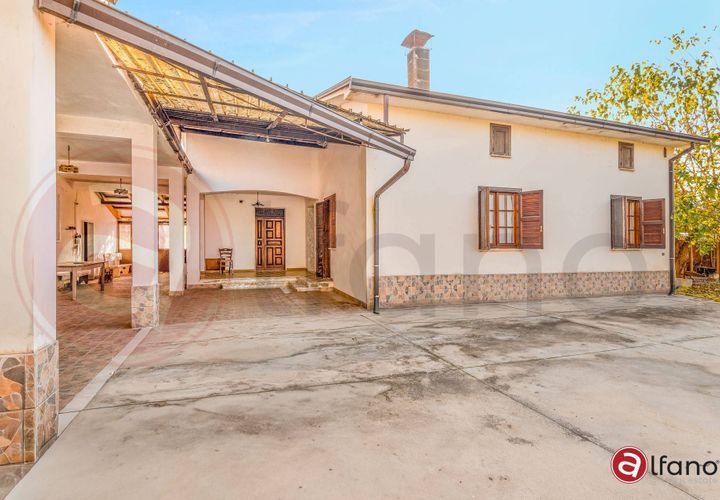 Villa a Pontecorvo, Frosinone, Pontecorvo - € 180.000 | Ref: AC99-149-1689 - foto 1