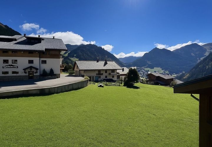 Lejlighed i Chatel, Haute-Savoie, Chatel - € 890.000 | Ref: HH-15167356 - foto 1