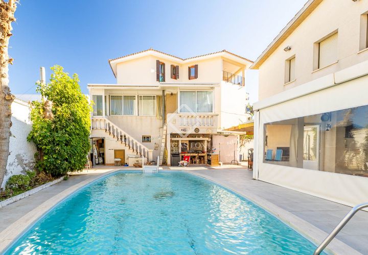 Villa a Castelldefels, Barcelona, Castelldefels - € 1.235.000 | Ref: GAV64912 - foto 1