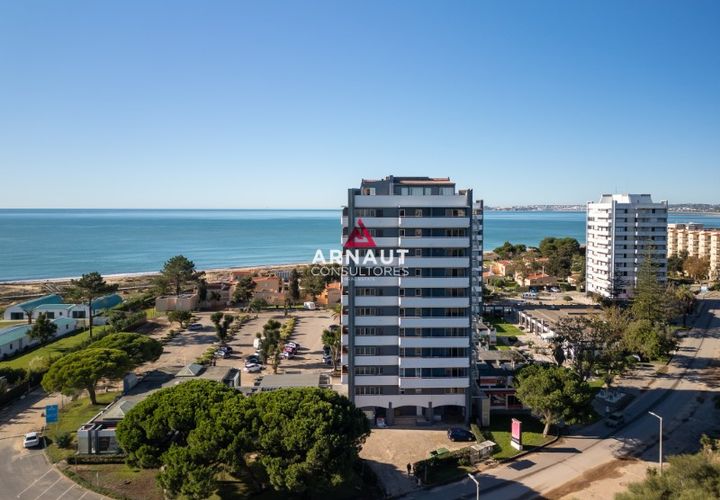 Lejlighed i Alvor, Faro, Alvor - € 155.000 | Ref: ACA748 - foto 1