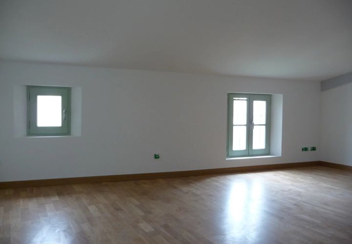 Apartament a Uzes, Gard, Uzes - € 515/mes | Ref: 5887910 - foto 1