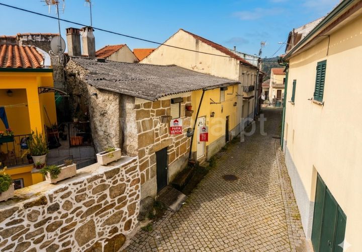 Villa a Mangualde, Viseu, Mangualde - € 32.000 | Ref: 389250046 - foto 1