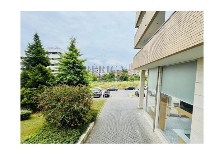 Erhvervsejendom i Oliveira do Douro, Porto, Oliveira do Douro - € 345.000 | Ref: 065/25 - foto 1