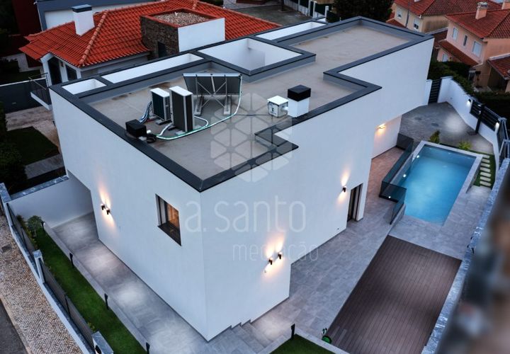 Villa i Alcabideche, Lisbon, Alcabideche - € 1.750.000 | Ref: RE10829SC - foto 1