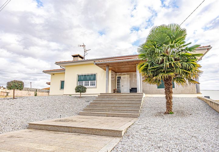 Villa i Chaves, Vila Real, Chaves - € 285.000 | Ref: 318250444 - foto 1
