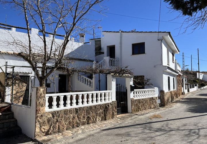 Landejendom i Gor, Granada, Gor - € 72.000 | Ref: v3037 - foto 1