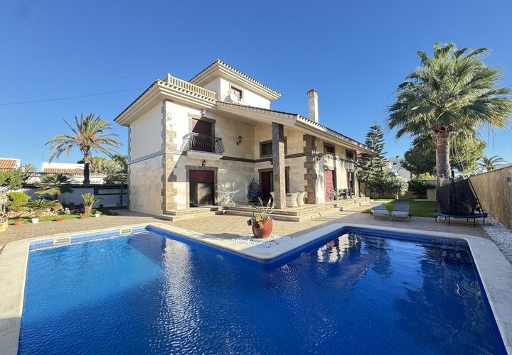 Villa i Cabo Roig, Alicante, Cabo Roig - € 1.700.000 | Ref: 749925 - foto 1