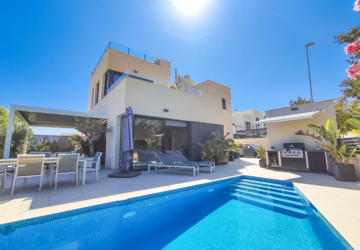 Villa en Polop, Alicante, Polop - € 585.000 | Ref: 001013 - photo 1