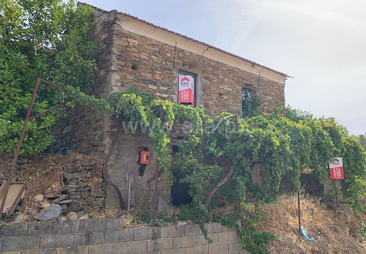 Villa i Proenca-a-Nova, Castelo Branco, Proenca-a-Nova - € 47 500 | Ref: 102250219 - foto 1