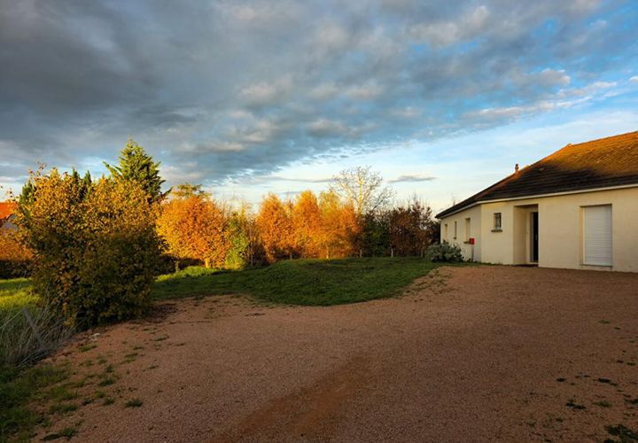 Villa a Cusset, Allier, Cusset - € 356.000 | Ref: 429877GERG - foto 1