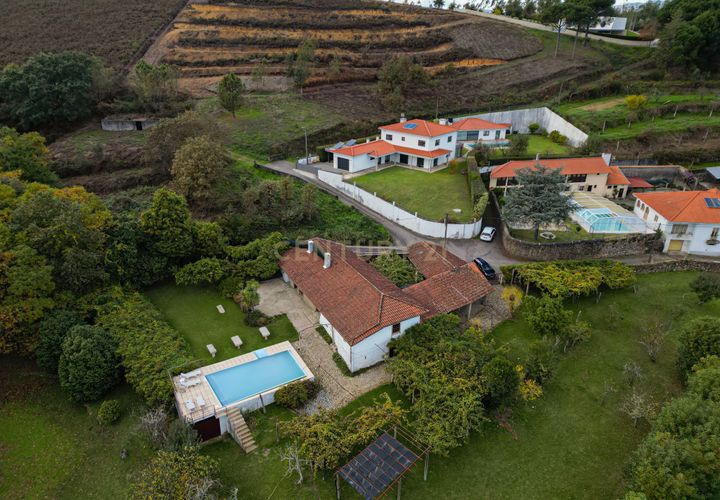 Farm hus i Vila Verde, Braga, Vila Verde - € 600.000 | Ref: C0257-01421 - foto 1