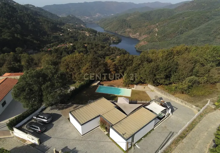 Villa i Paredes, Porto, Paredes - € 575 000 | Ref: C0256-03248 - foto 1