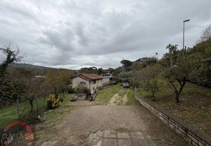Rækkehus i Sezze, Latina, Sezze - € 85.000 | Ref: 3137 - foto 1