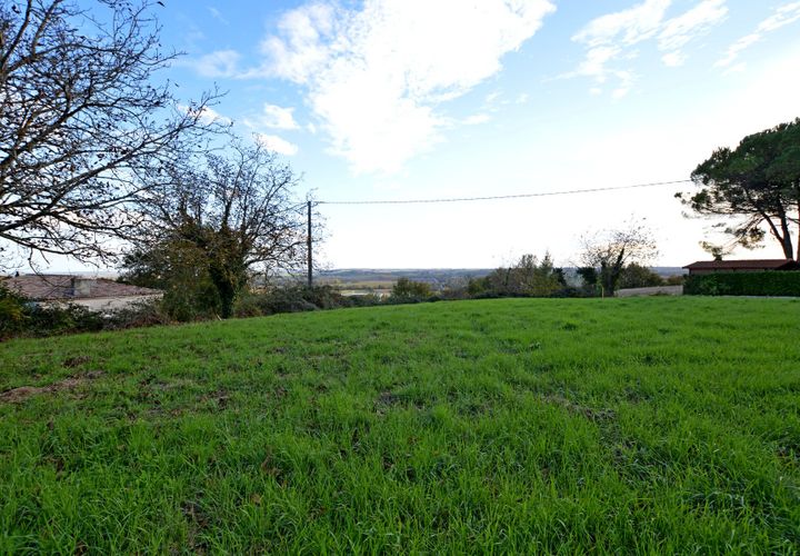 Helårsgrund i Duras, Lot-et-Garonne, Duras - € 42.000 | Ref: D5051 - foto 1