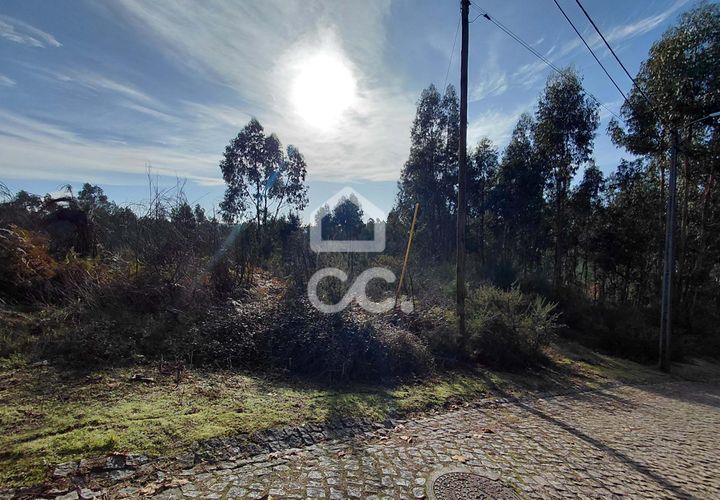 Helårsgrund i Lousada, Porto, Lousada - € 295.000 | Ref: 365/T/03252 - foto 1