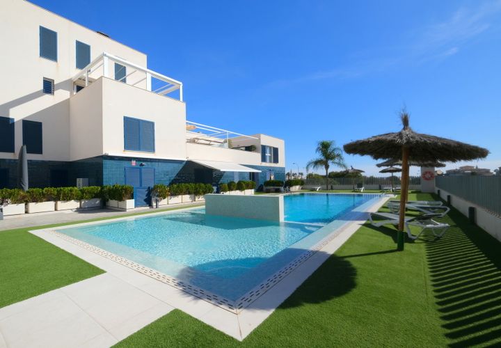 Lejlighed i Playa Flamenca, Alicante, Playa Flamenca - € 289.000 | Ref: HE28198 - foto 1