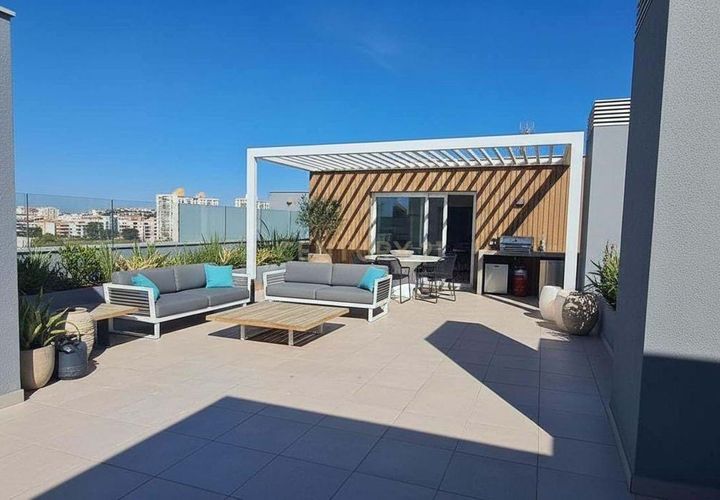 Lejlighed i Carcavelos, Lisbon, Carcavelos - € 1.100.000 | Ref: C0364-05235 - foto 1