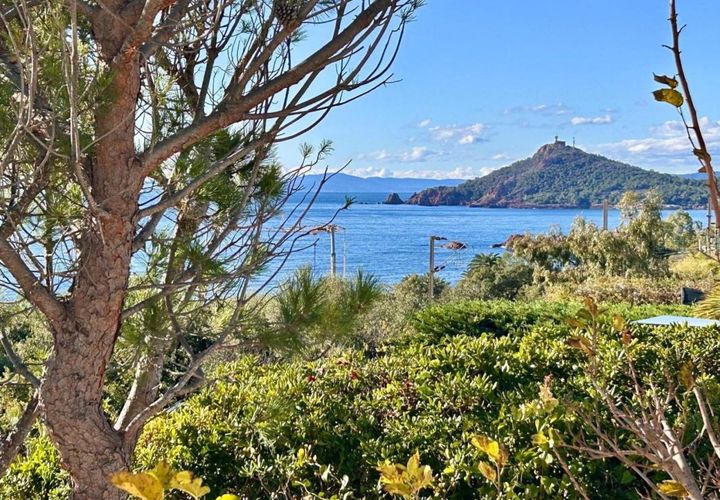 Villa i Saint-Raphael, Var, Saint-Raphael - € 875.000 | Ref: 195802 - foto 1