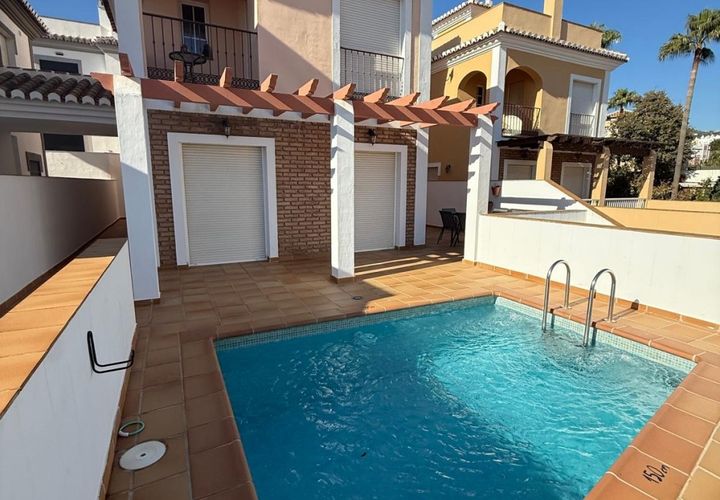Stadthaus in Nerja, Malaga, Nerja - € 1.500/Monat | Ref: WR1020 - Foto 1
