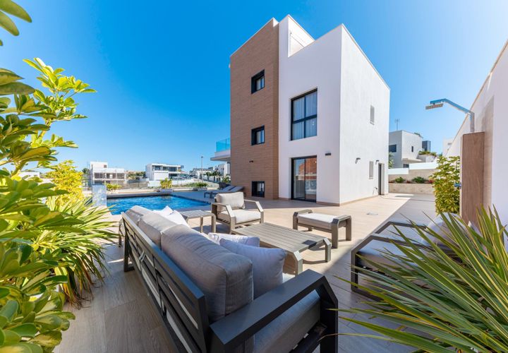 Villa i Benijofar, Alicante, Benijofar - € 1.780.000 | Ref: KRAMDL-S116/866 - foto 1
