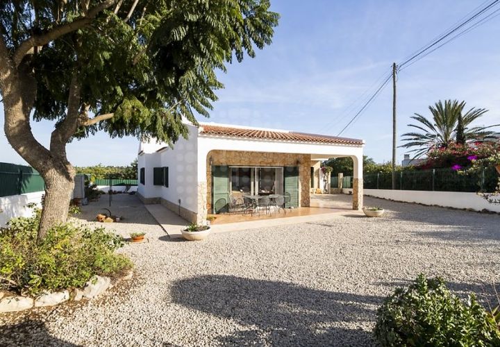 Villa i Guia, Faro, Guia - € 795.000 | Ref: V3-3051 - foto 1
