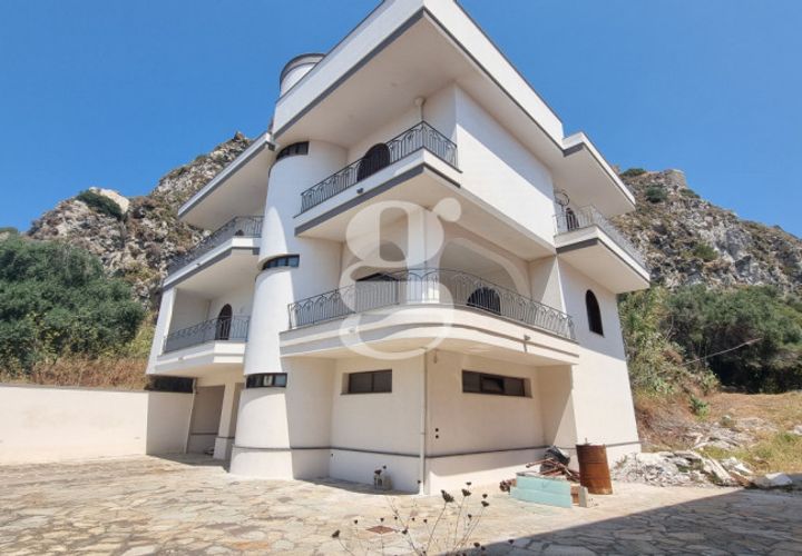 Villa a Milazzo, Messina, Milazzo - € 890.000 | Ref: VI002 - foto 1