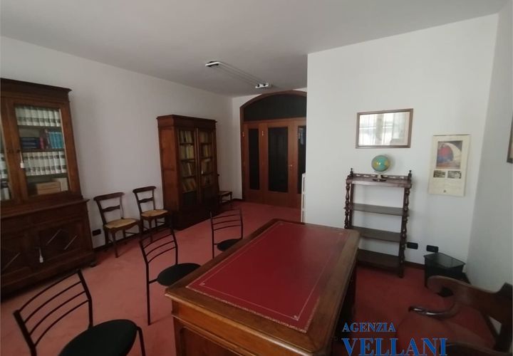 Erhvervsejendom i Carpi, Modena, Carpi - € 130.000 | Ref: LEZ-955 - foto 1