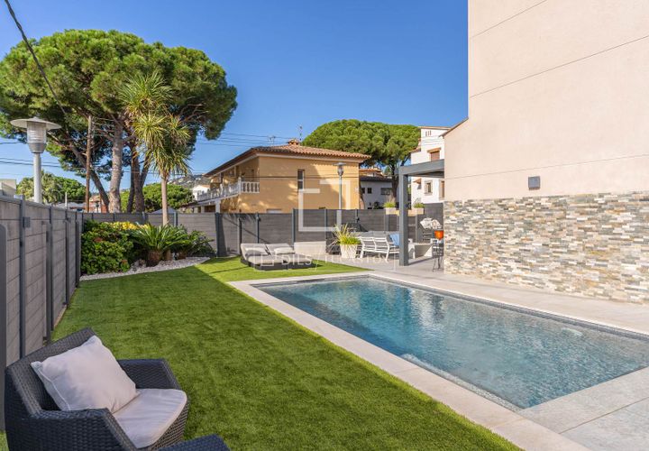 Villa i Platja D'aro, Gerona, Platja D'aro - € 790.000 | Ref: PDA64735 - foto 1