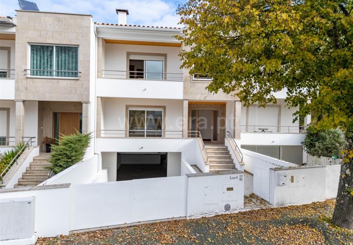 Villa a Viseu, Viseu, Viseu - € 377.000 | Ref: 394250142 - foto 1