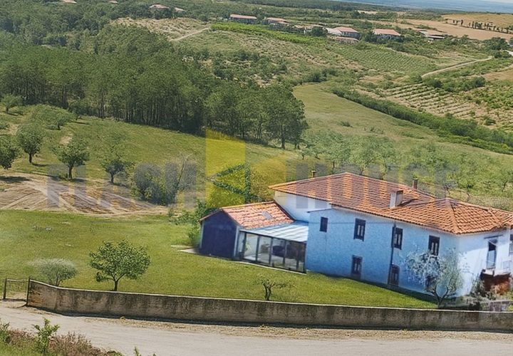 Landejendom i Valpacos, Vila Real, Valpacos - € 3.500.000 | Ref: FHNL5002 - foto 1