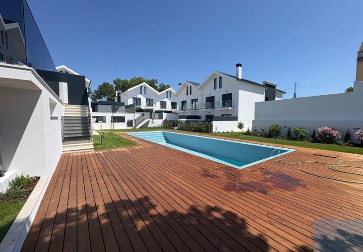 Villa a Cascais, Lisbon, Cascais - € 2.100.000 | Ref: MORJL035.1 - foto 1