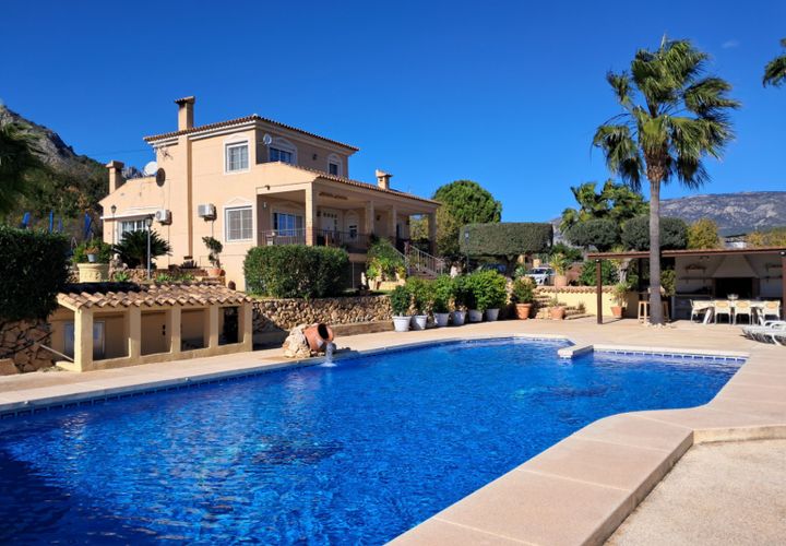 Villa a Polop, Alicante, Polop - € 3.500/mes | Ref: HOR700005 - foto 1