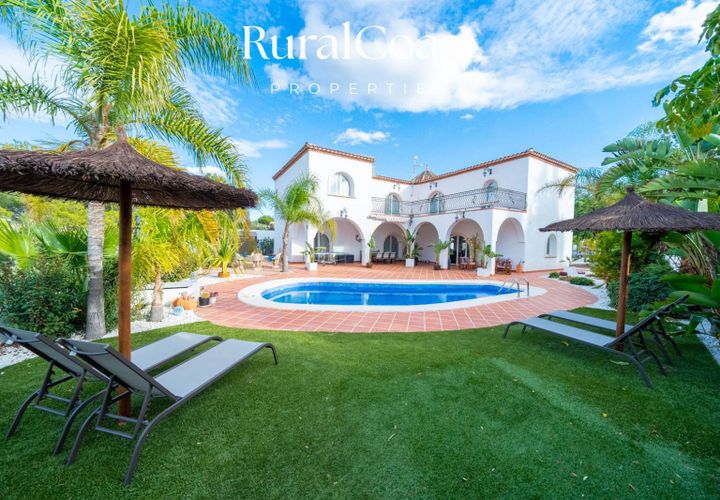 Villa a Busot, Alicante, Busot - € 775.000 | Ref: 8128 - foto 1