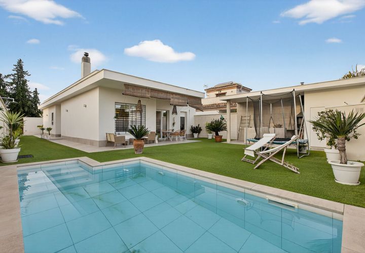 Villa a Sevilla, Sevilla, Sevilla - € 495.000 | Ref: 961d93bc-8e4e-47d1-a - foto 1