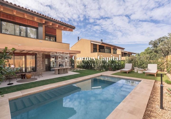 Rækkehus i Begur, Gerona, Begur - € 789.000 | Ref: V-TR-28. - foto 1