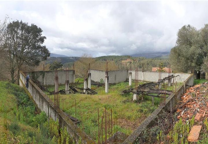Villa i Melgaco, Viana do Castelo, Melgaco - € 35.000 | Ref: 00061 - foto 1