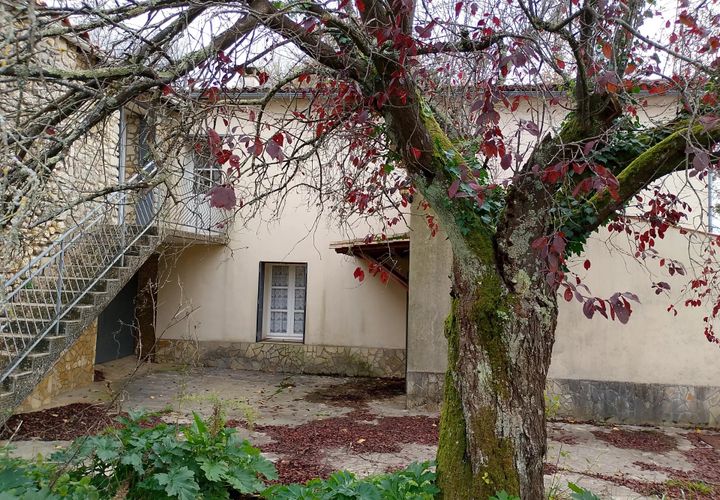 Landsbyhus i Jonzac, Charente-Maritime, Jonzac - € 77.000 | Ref: BVI83663 - foto 1