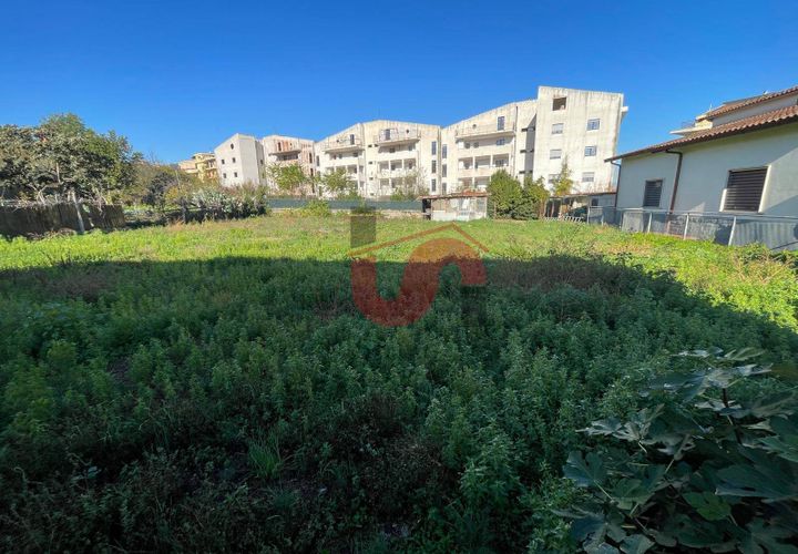 Helårsgrund i Benevento, Benevento, Benevento - € 70.000 | Ref: AA39636 - foto 1