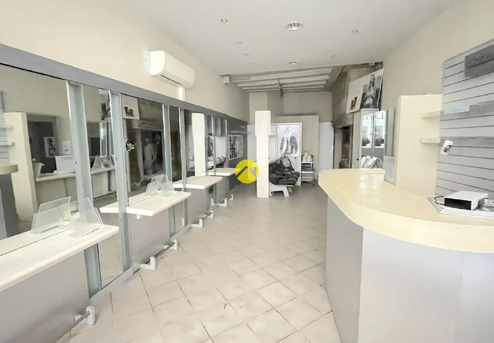Erhvervsejendom i Bourges, Cher, Bourges - € 107.000 | Ref: 21MS110780 - foto 1